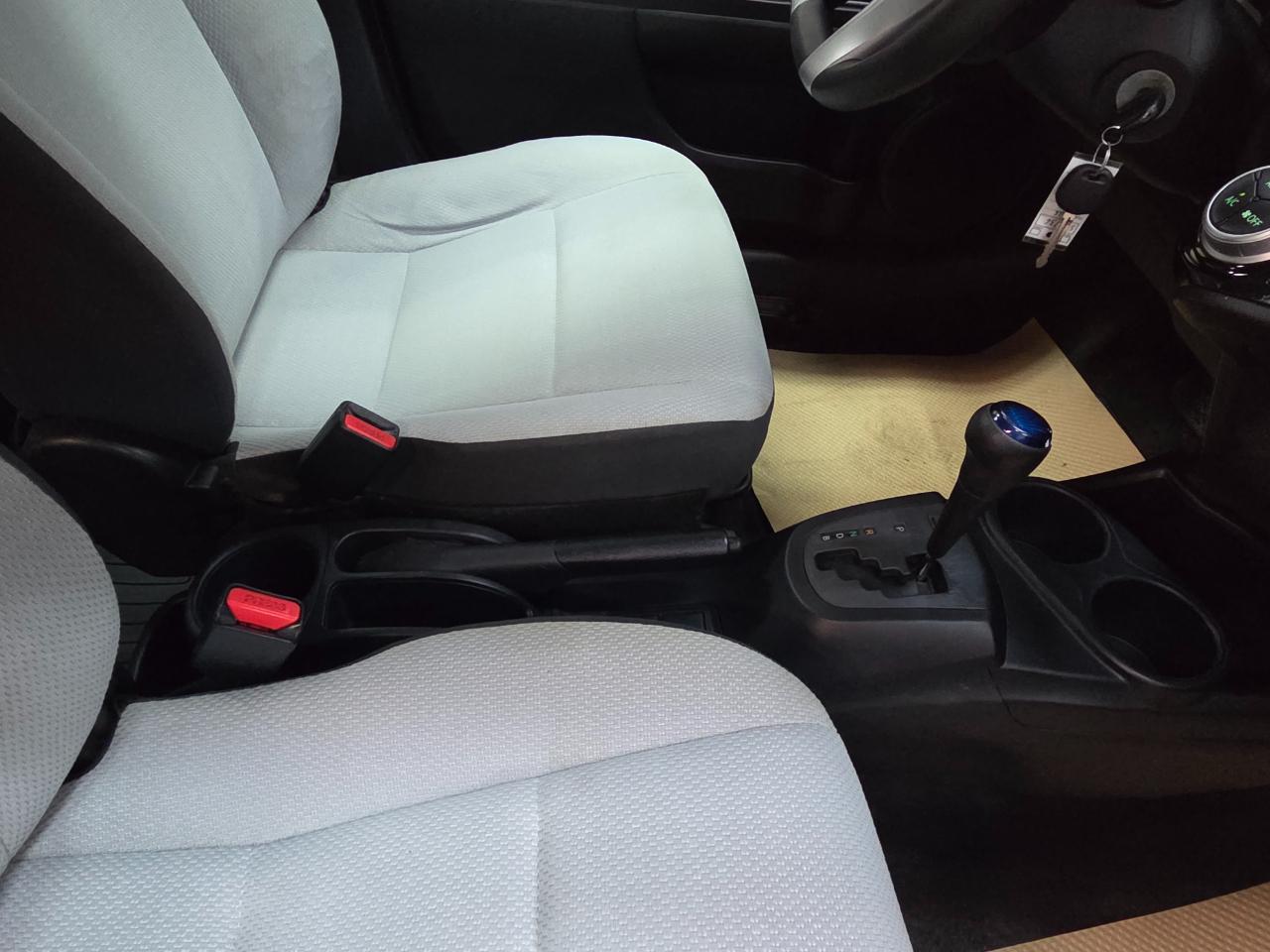 Toyota Prius c Four 2015