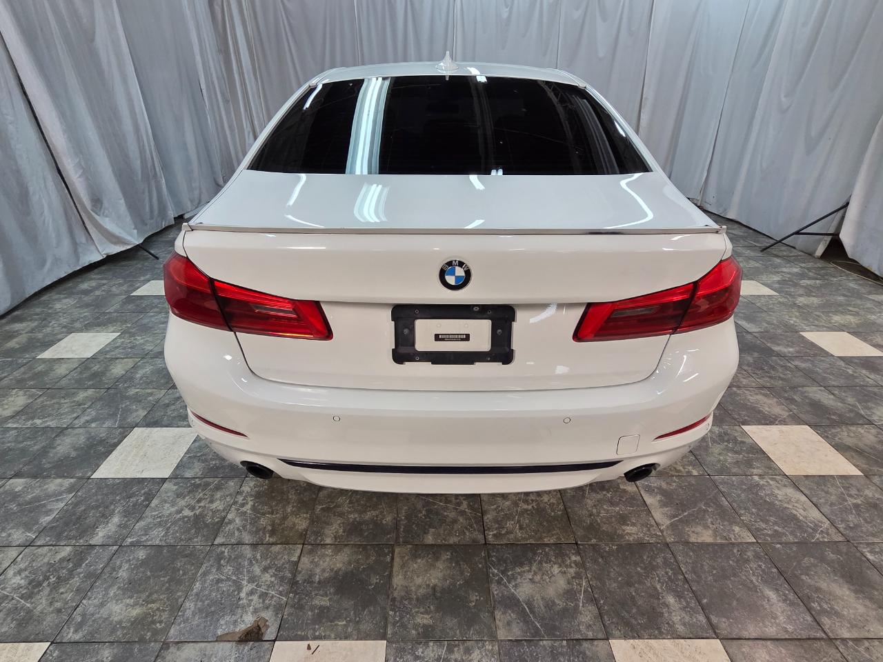BMW 5-Series 530i xDrive 2018