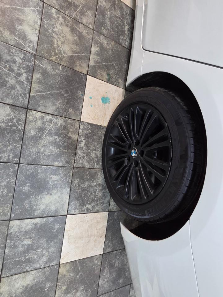 BMW 5-Series 530i xDrive 2018