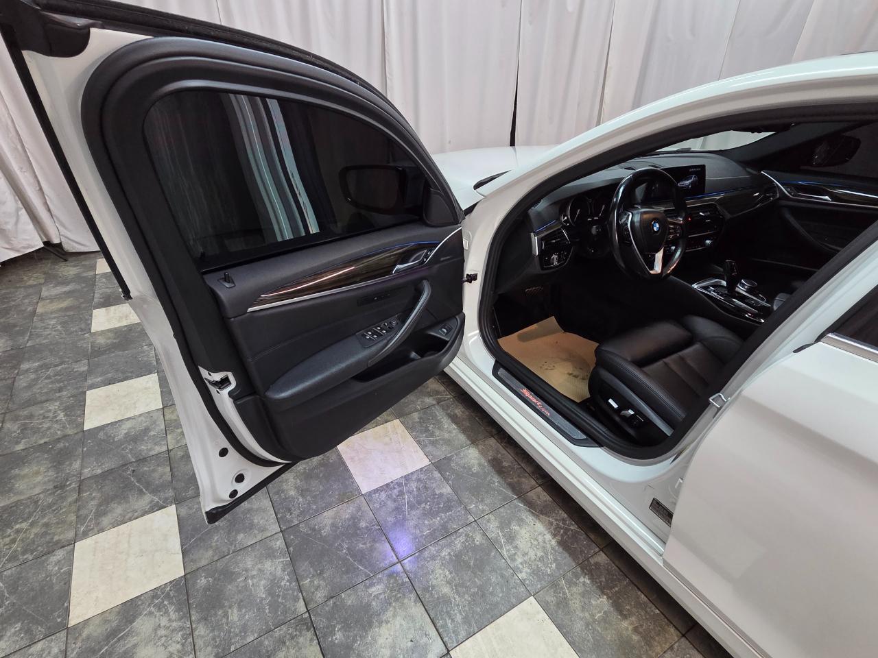 BMW 5-Series 530i xDrive 2018