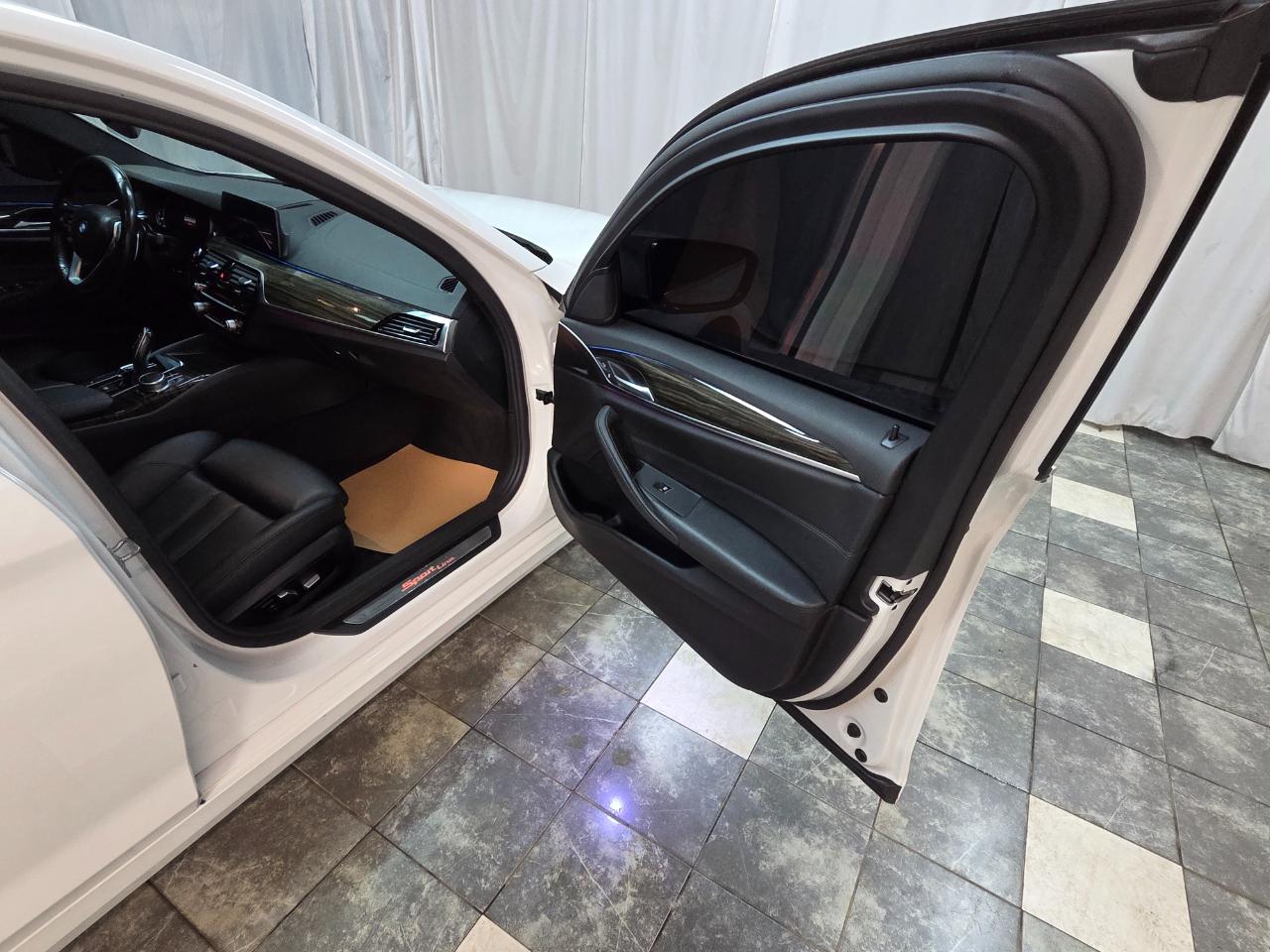 BMW 5-Series 530i xDrive 2018