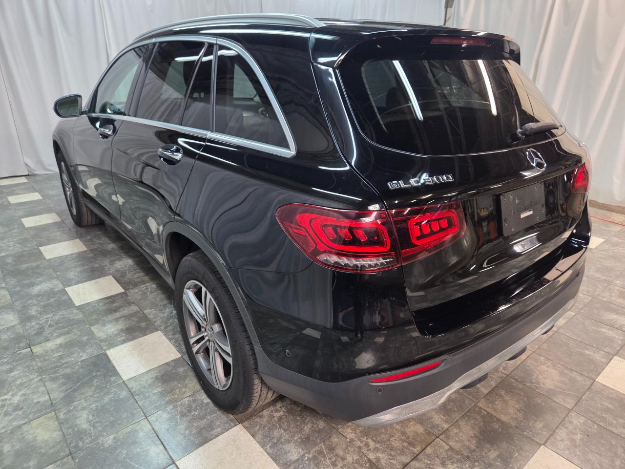 Mercedes-Benz GLC-Class GLC300 4MATIC 2020