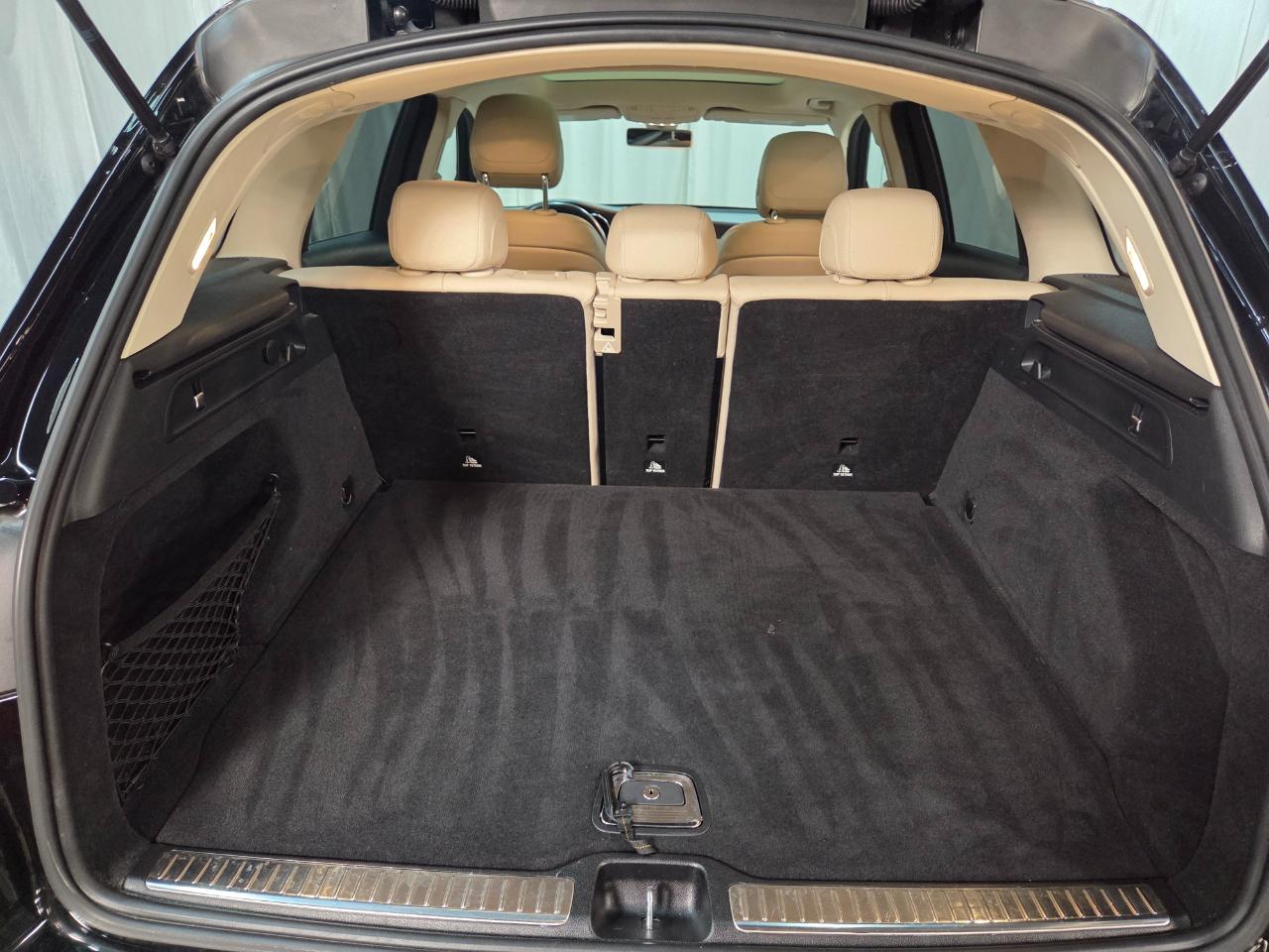 Mercedes-Benz GLC-Class GLC300 4MATIC 2020