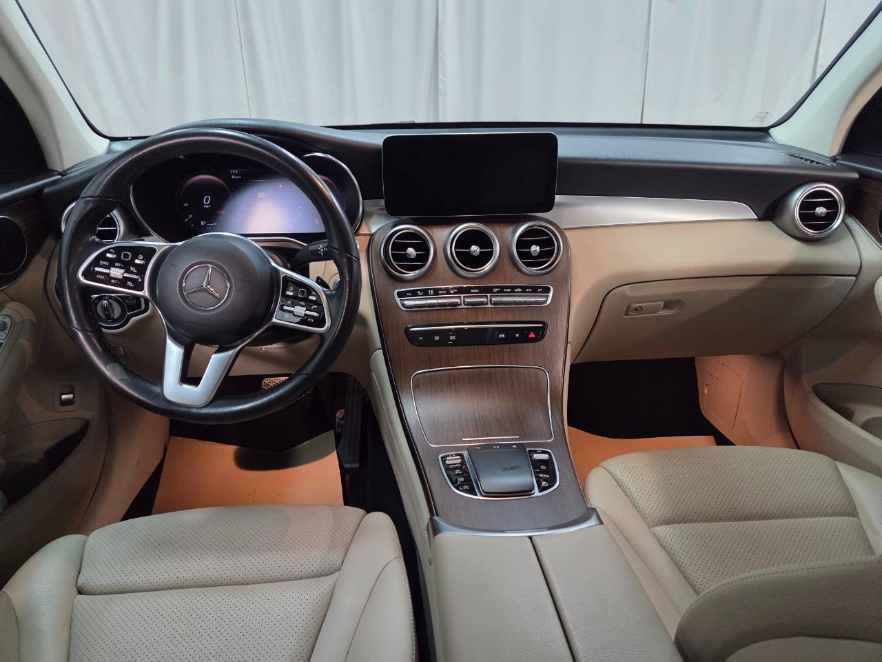 Mercedes-Benz GLC-Class GLC300 4MATIC 2020
