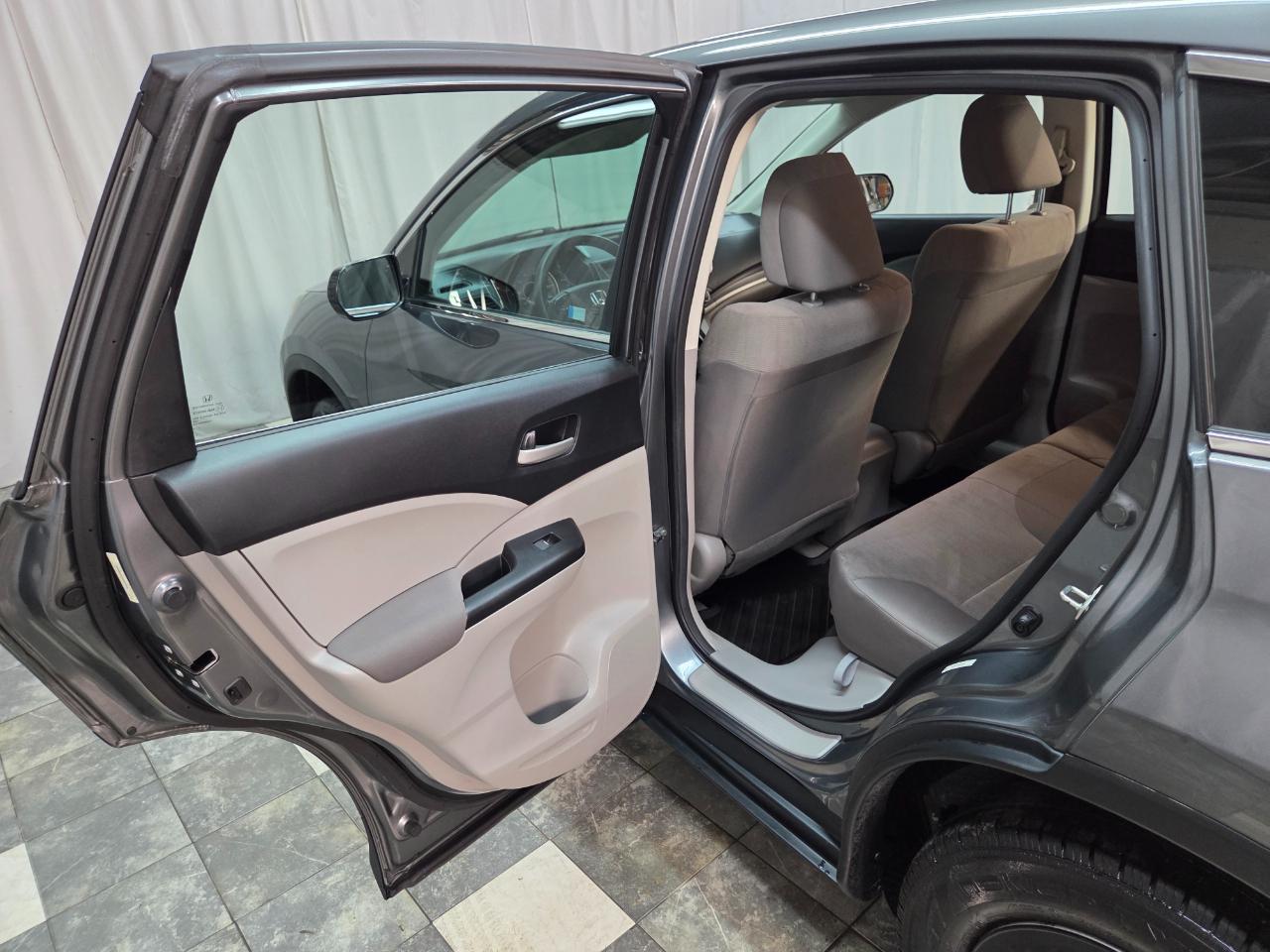 Honda CR-V LX 4WD 5-Speed AT 2014