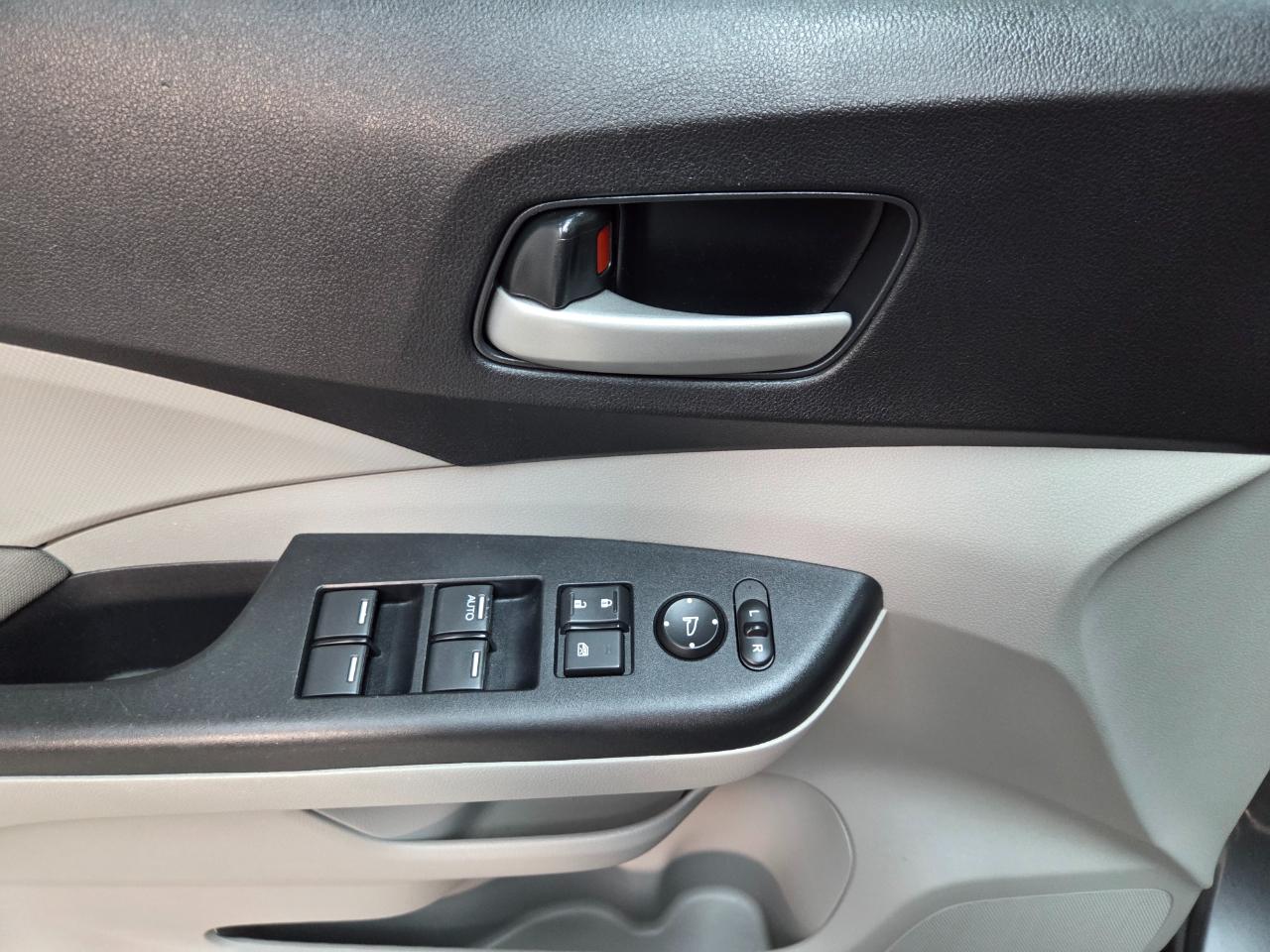 Honda CR-V LX 4WD 5-Speed AT 2014