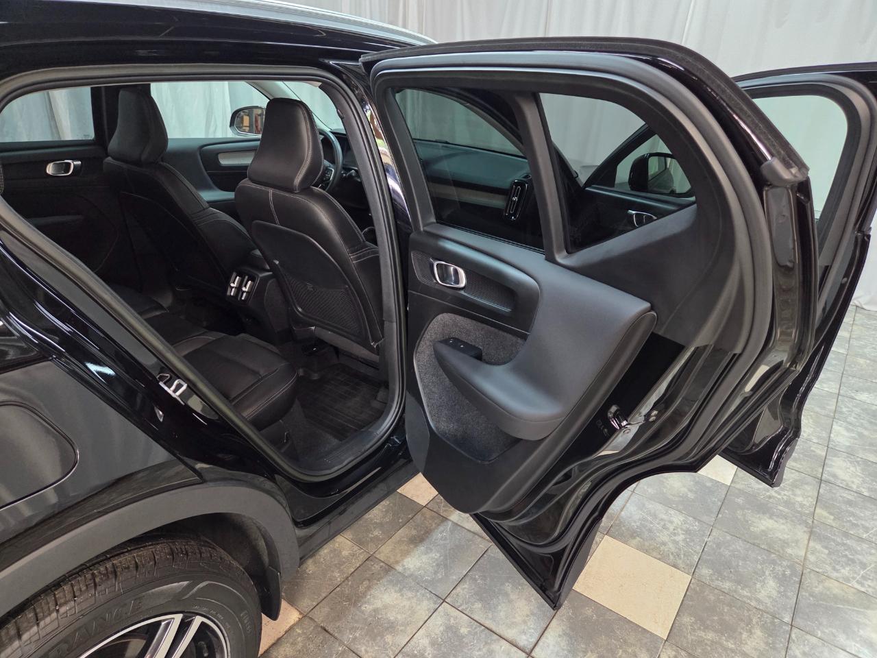 Volvo XC40 B5 Core AWD 2023