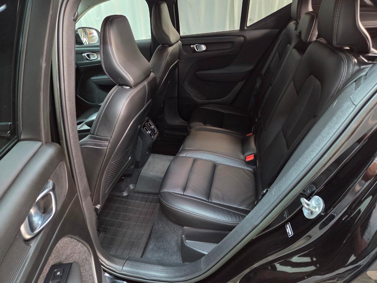 Volvo XC40 B5 Core AWD 2023