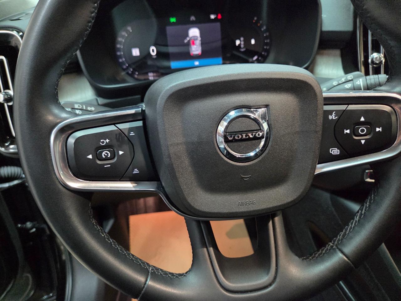 Volvo XC40 B5 Core AWD 2023