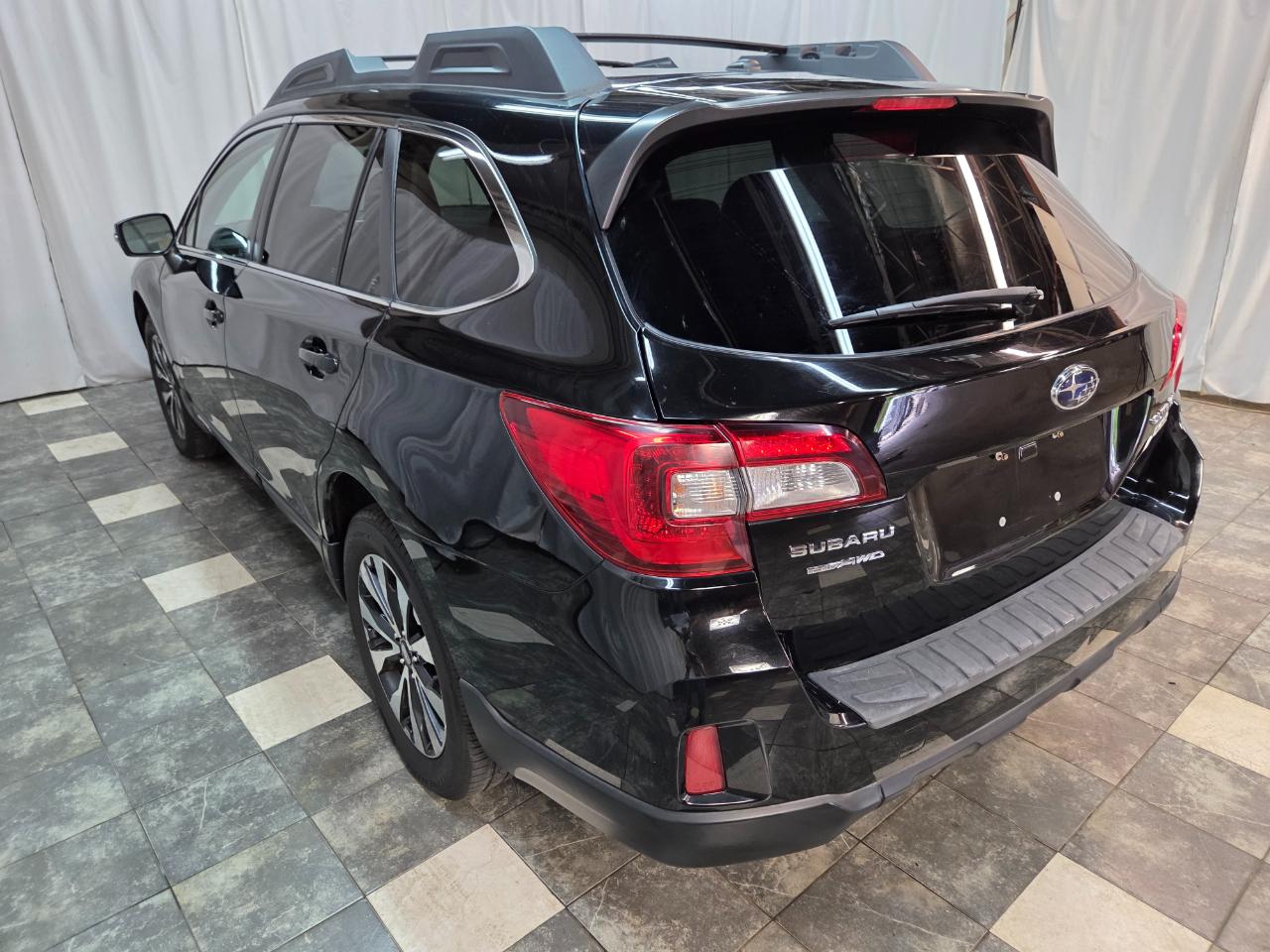 Subaru Outback 2.5i Limited 2015