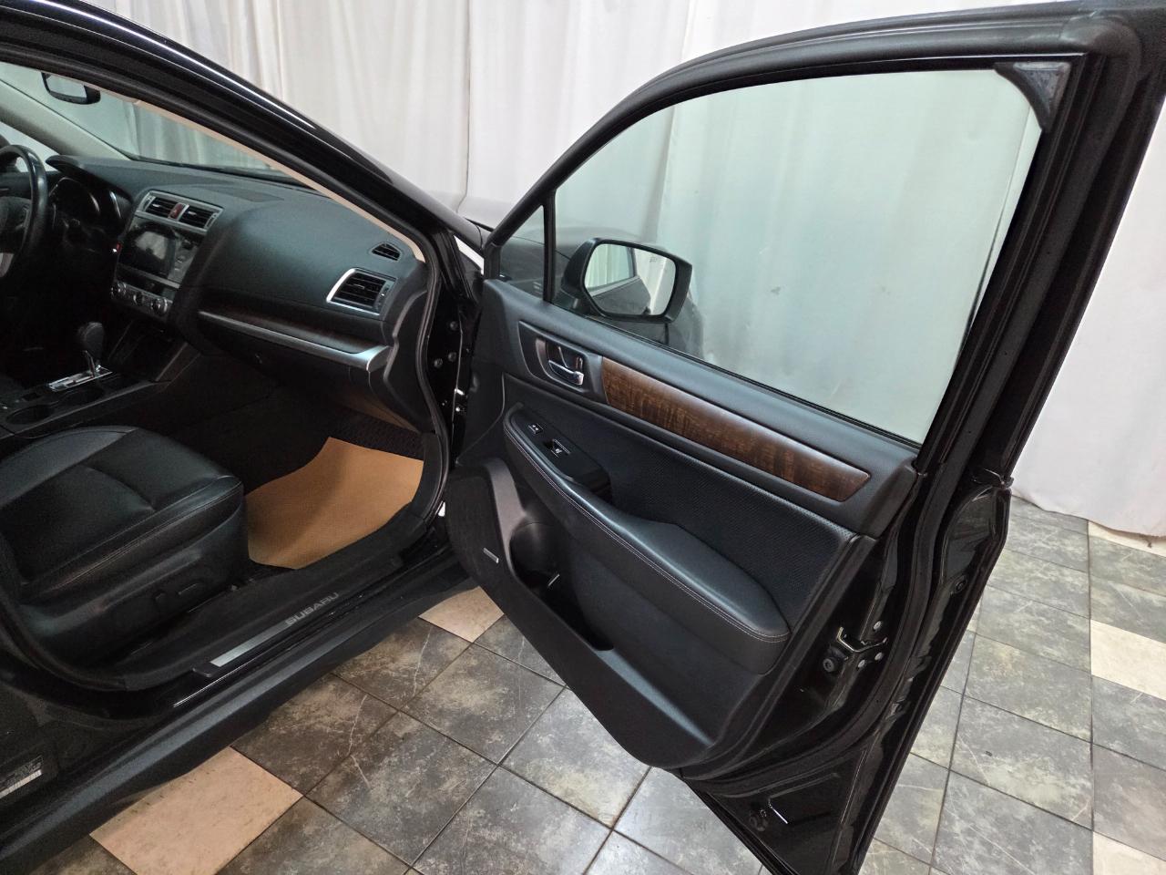 Subaru Outback 2.5i Limited 2015