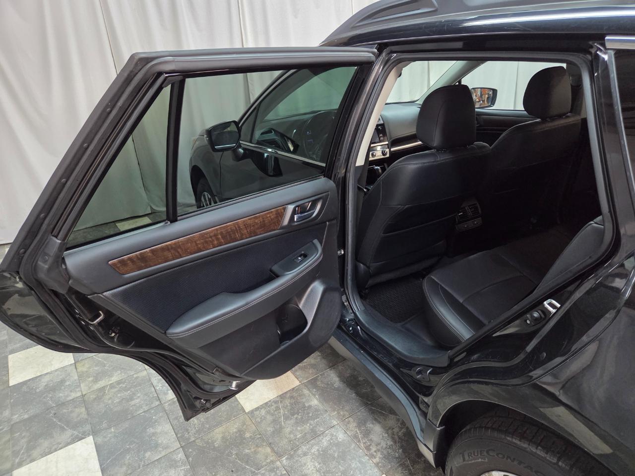 Subaru Outback 2.5i Limited 2015