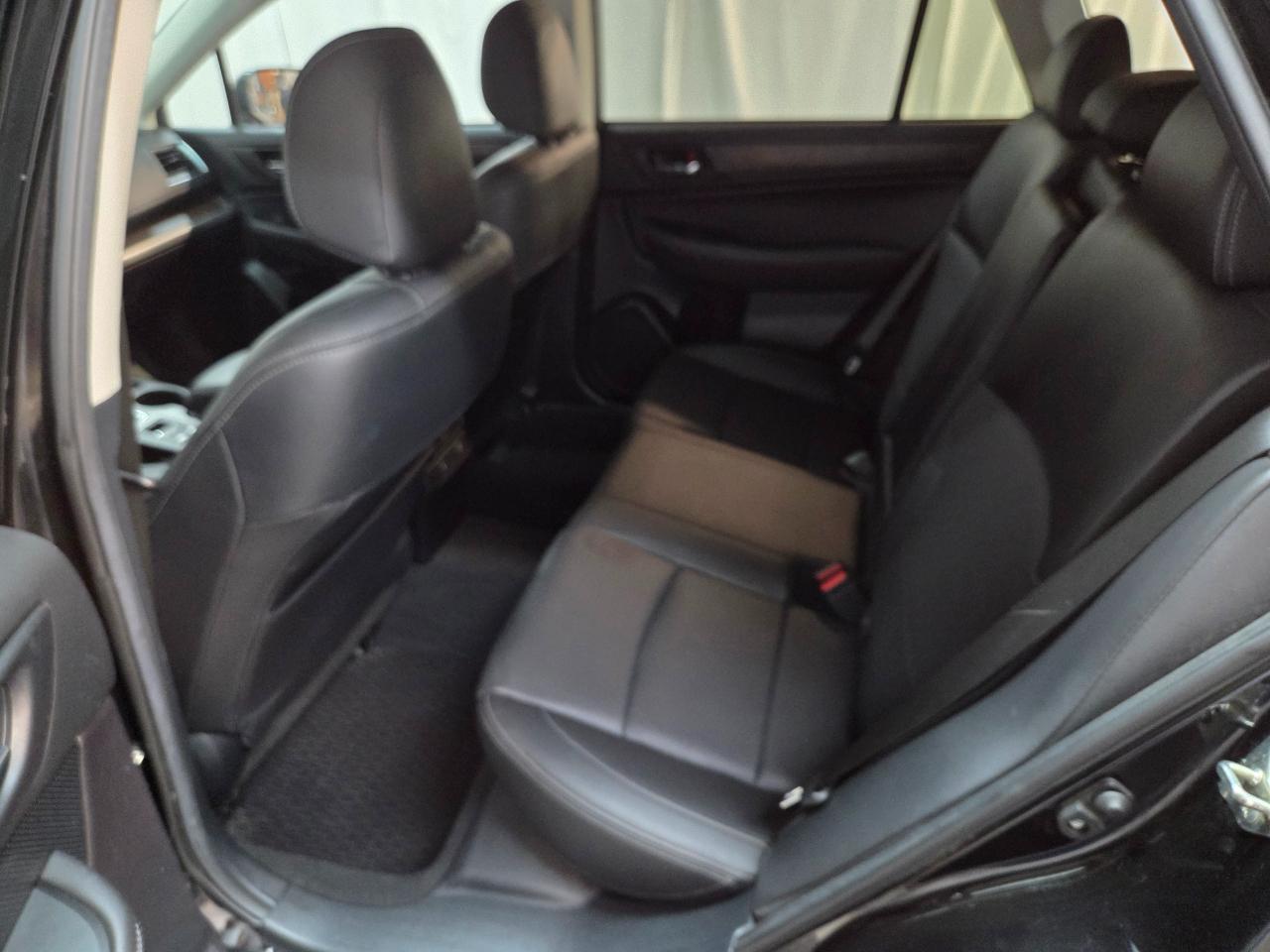Subaru Outback 2.5i Limited 2015