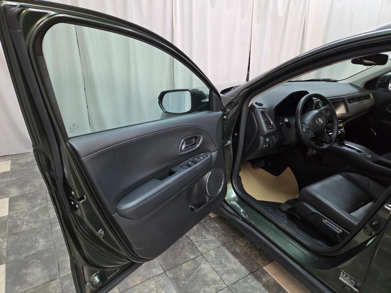 Honda HR-V EX-L w/Navigation 4WD CVT 2016