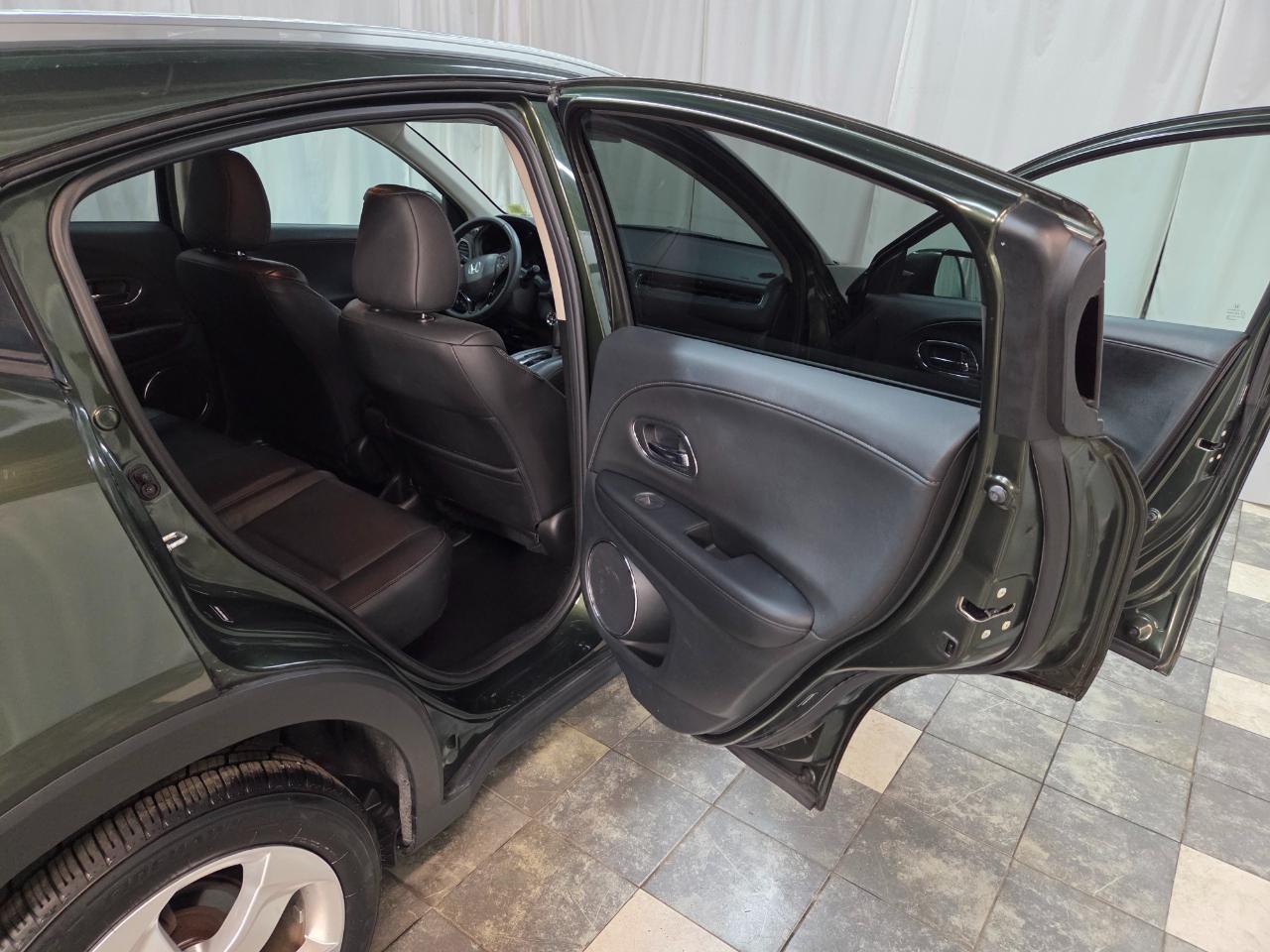 Honda HR-V EX-L w/Navigation 4WD CVT 2016