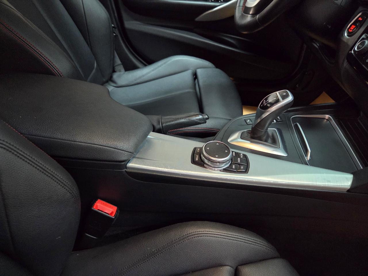 BMW 3-Series 328i xDrive Sedan 2016
