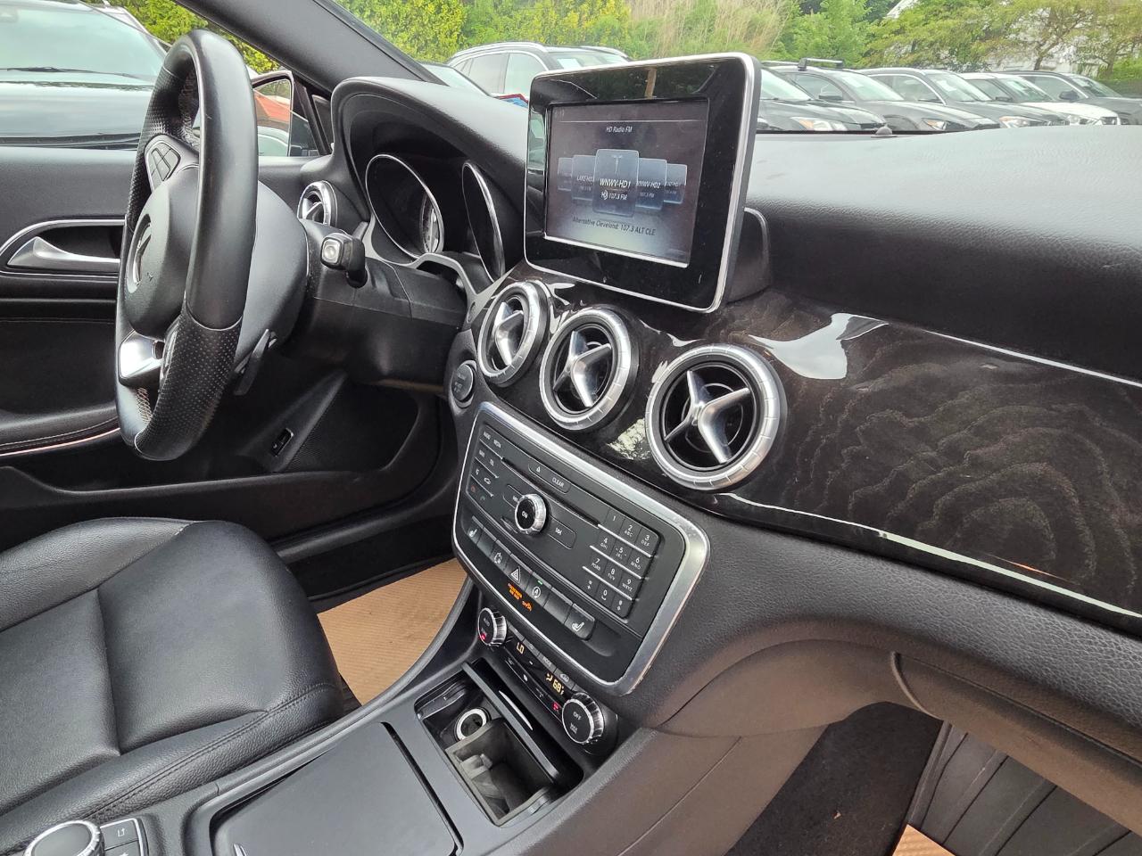 Mercedes-Benz CLA-Class CLA250 4MATIC 2015