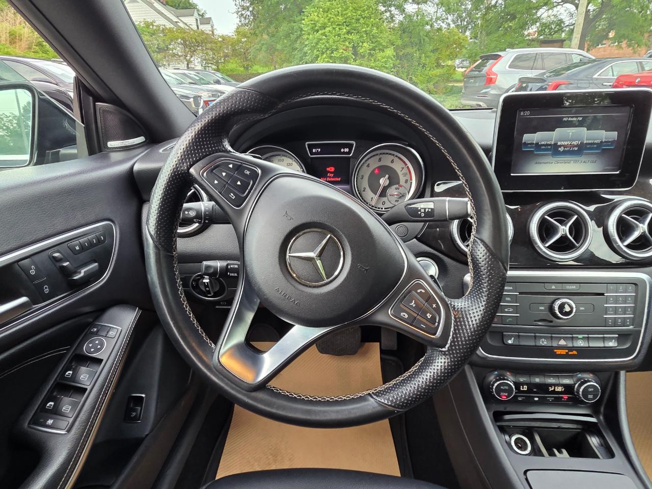 Mercedes-Benz CLA-Class CLA250 4MATIC 2015