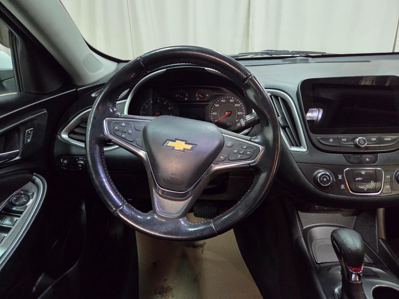 Chevrolet Malibu RS 2021