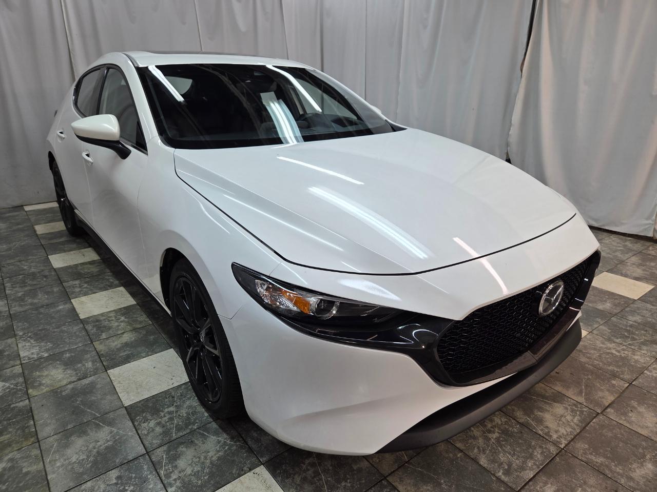 Mazda MAZDA3 Premium Hatchback 2022