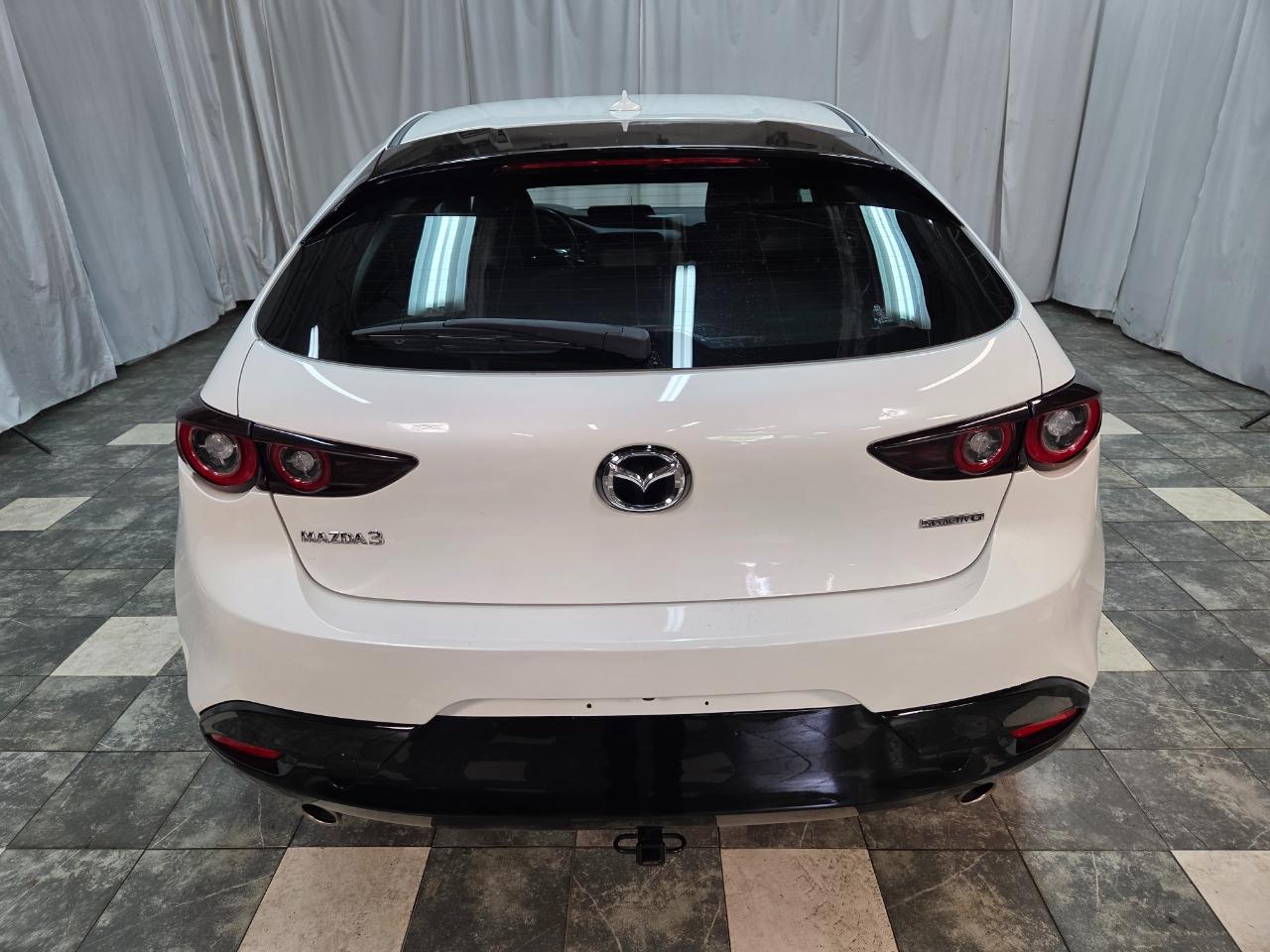 Mazda MAZDA3 Premium Hatchback 2022