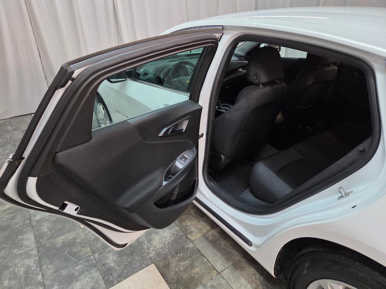 Chevrolet Malibu 4dr Sdn LS 2023