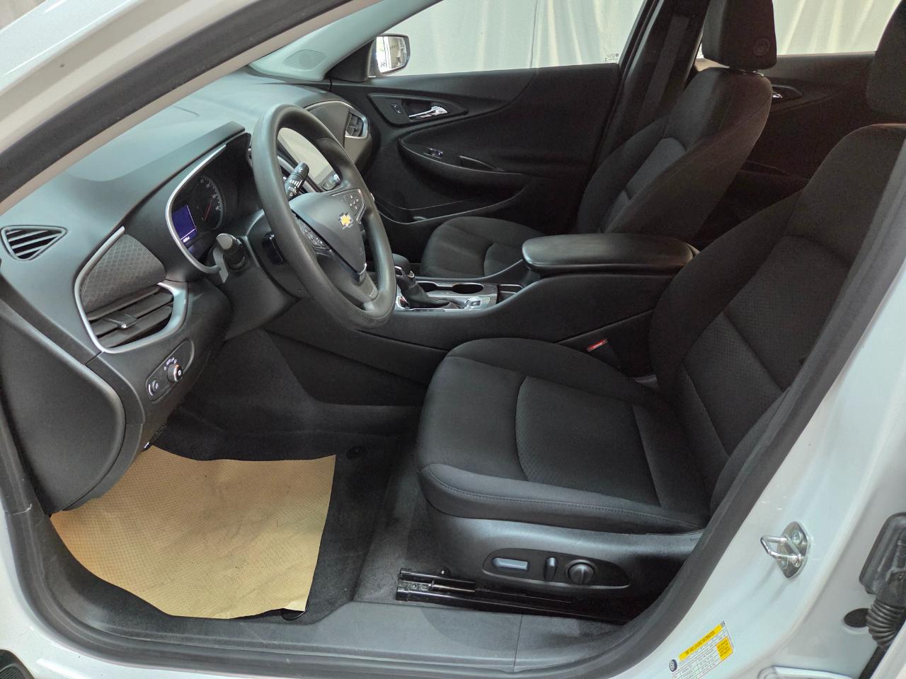 Chevrolet Malibu 4dr Sdn LS 2023