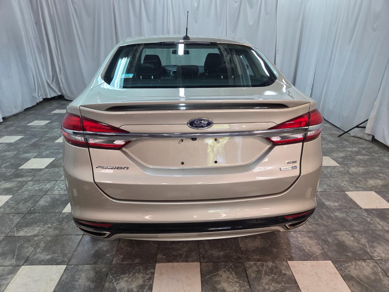 Ford Fusion SE AWD 2017