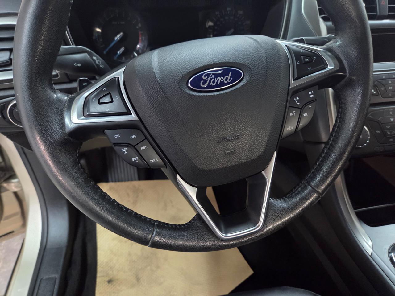Ford Fusion SE AWD 2017