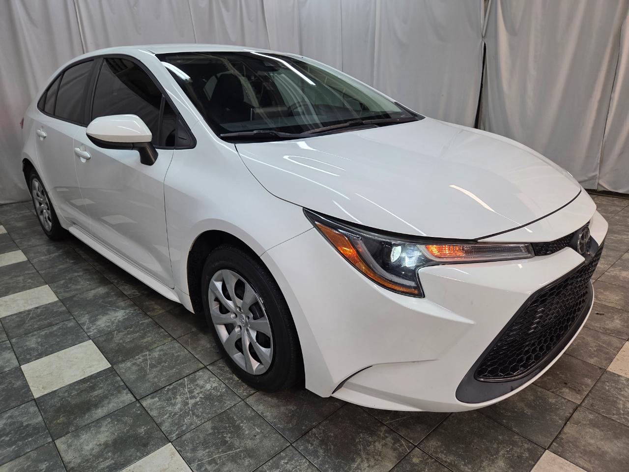Toyota Corolla LE 2021