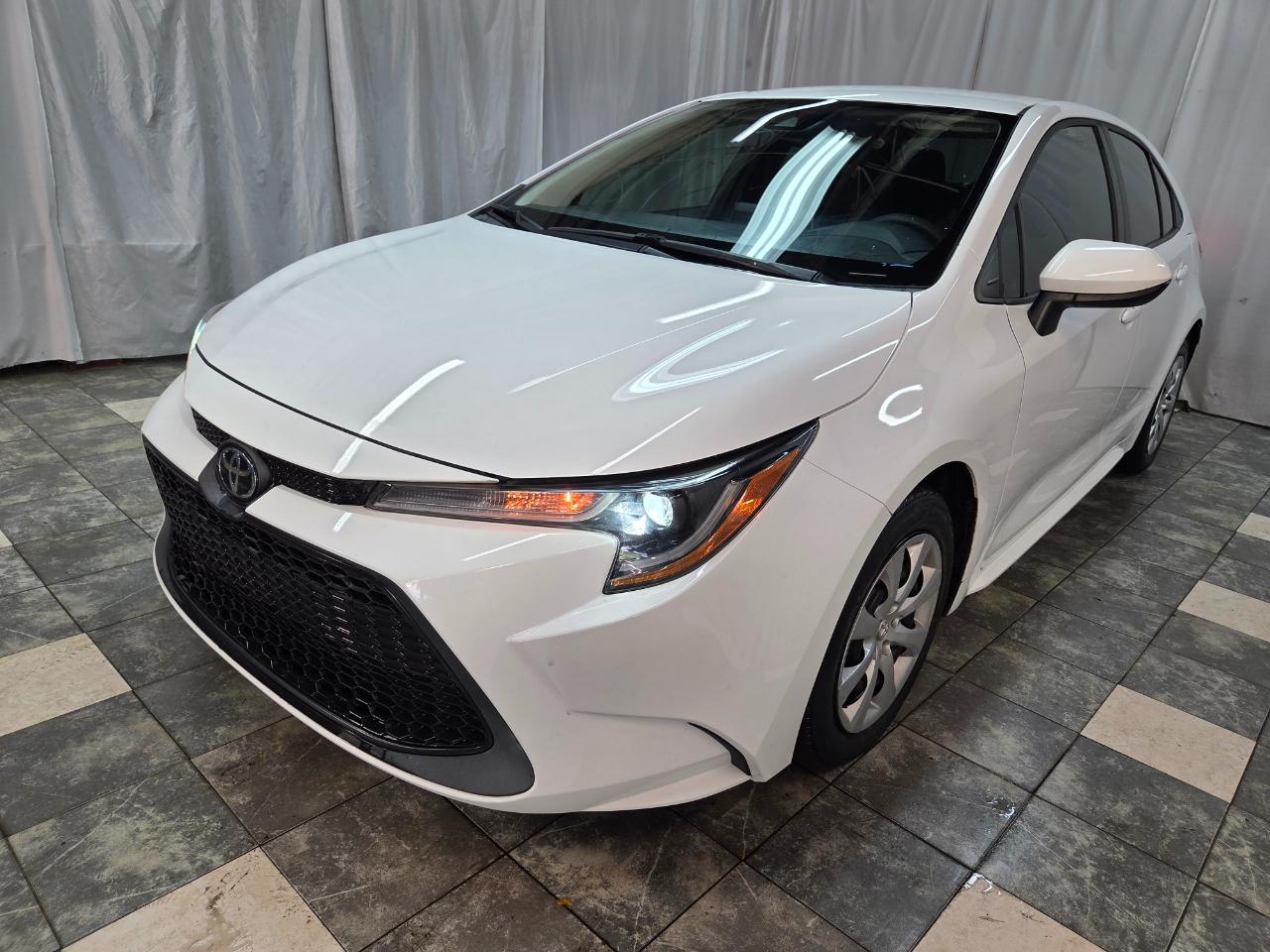 Toyota Corolla LE 2021