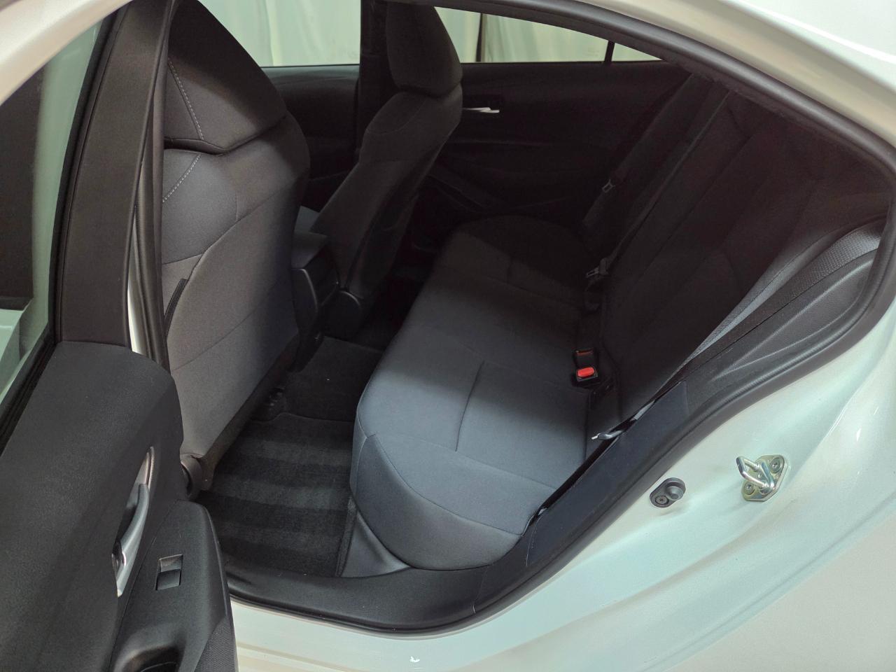 Toyota Corolla LE 2021