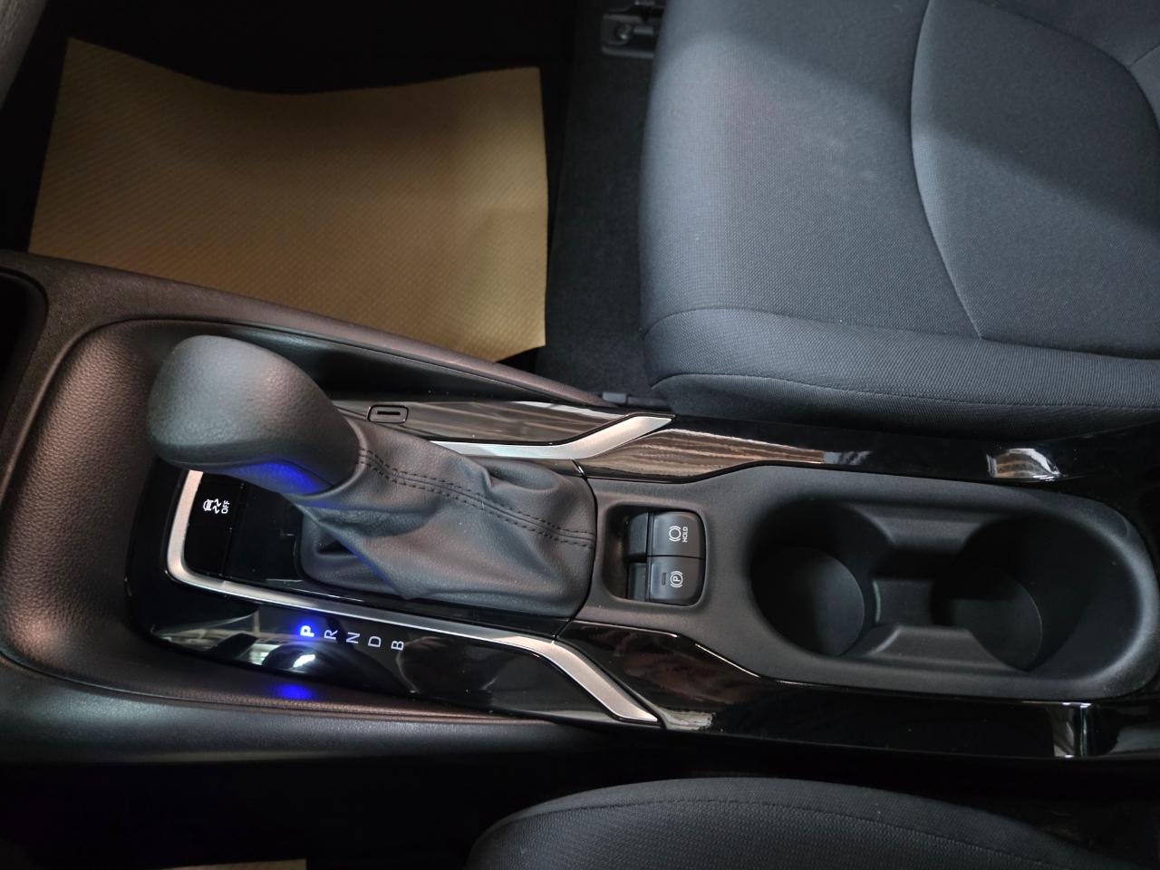 Toyota Corolla LE 2021