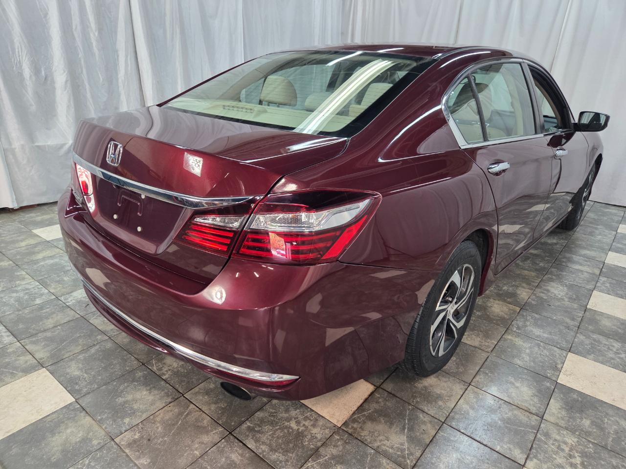 Honda Accord LX Sedan CVT 2016