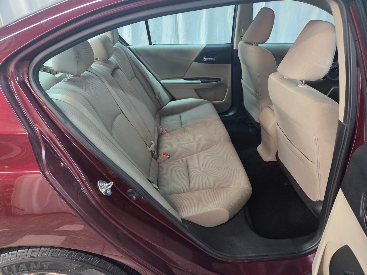 Honda Accord LX Sedan CVT 2016