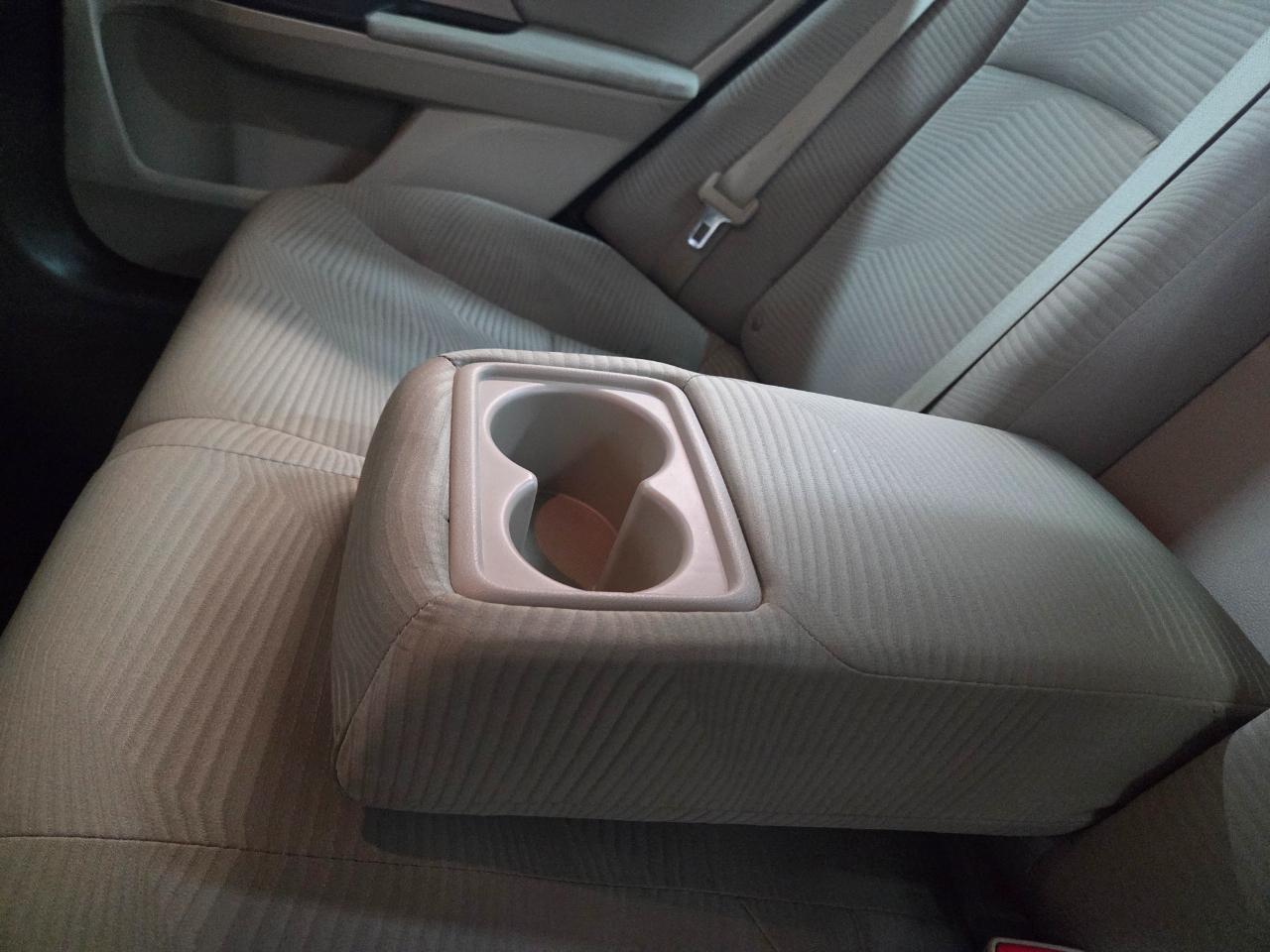 Honda Accord LX Sedan CVT 2016