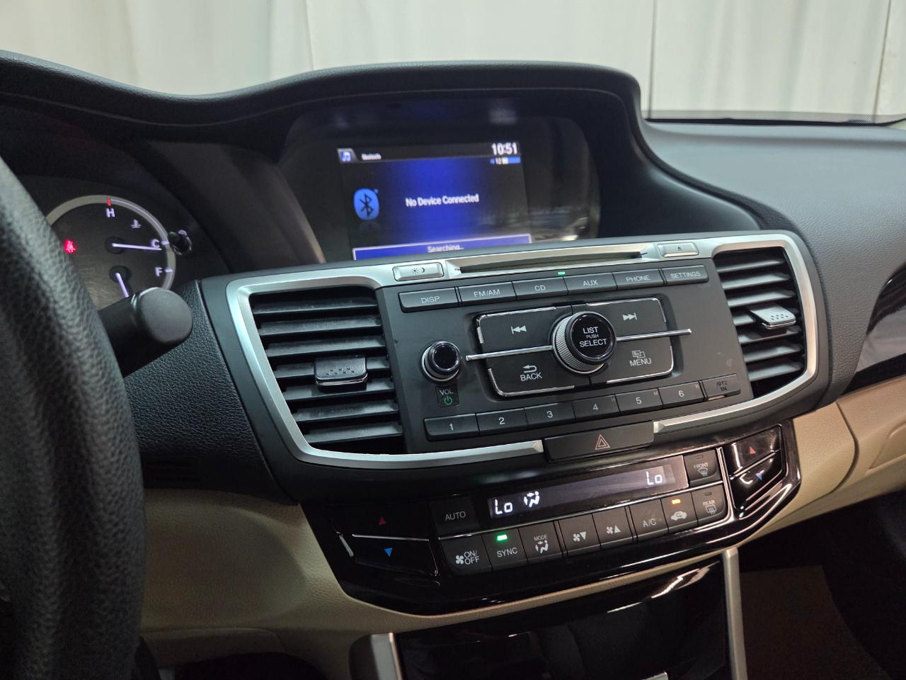 Honda Accord LX Sedan CVT 2016
