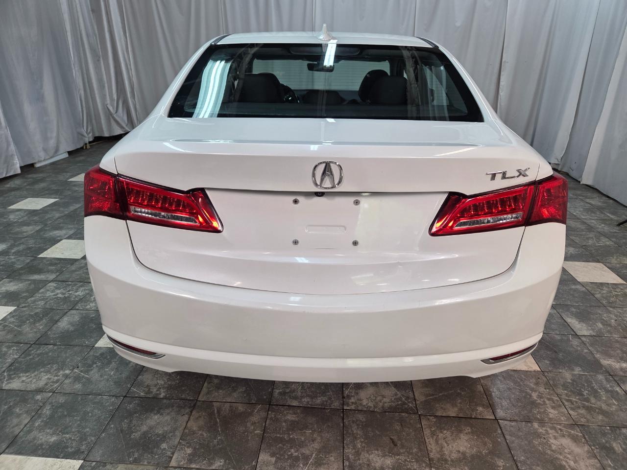 Acura TLX Base 2.4L 2019