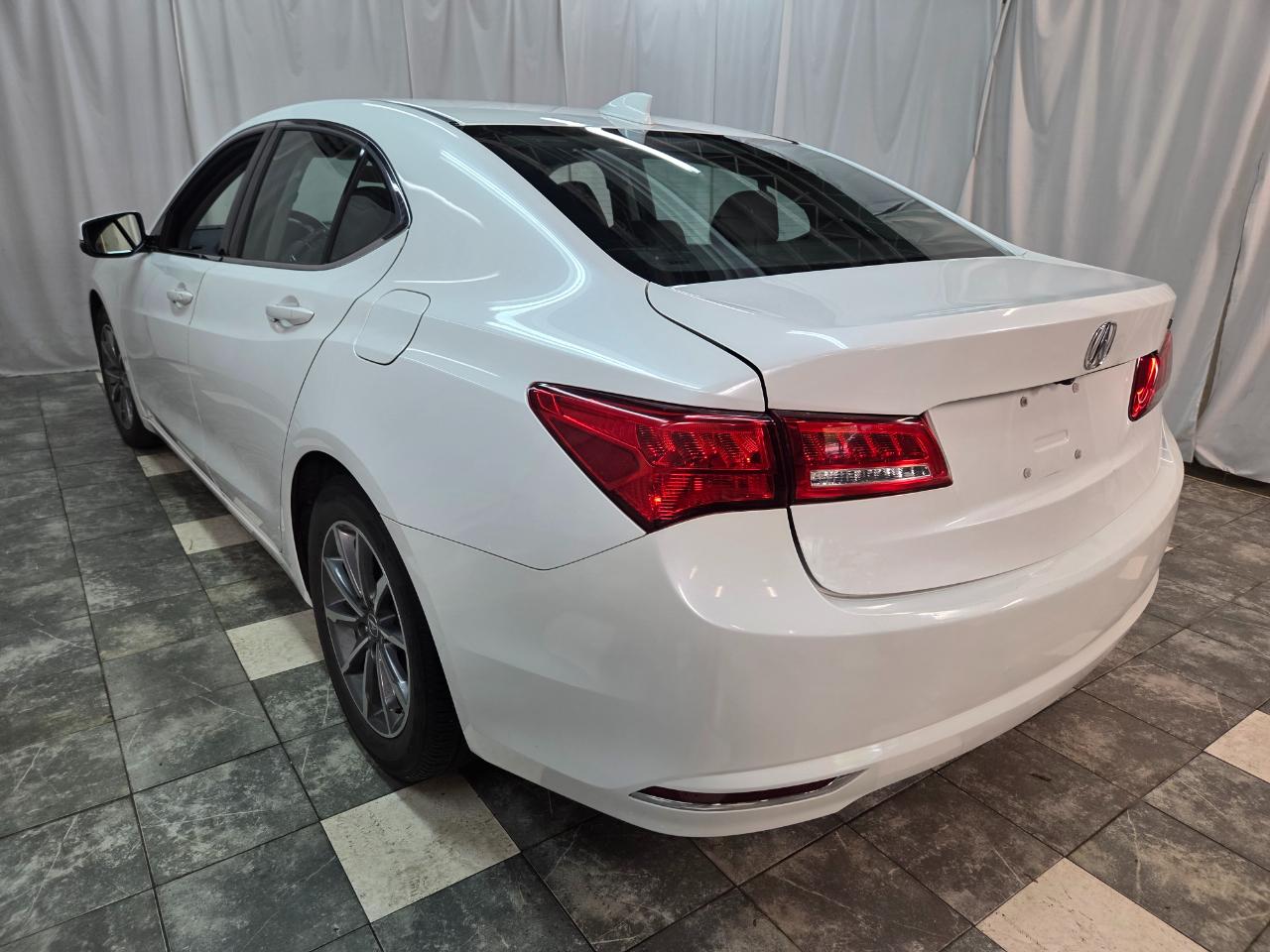 Acura TLX Base 2.4L 2019