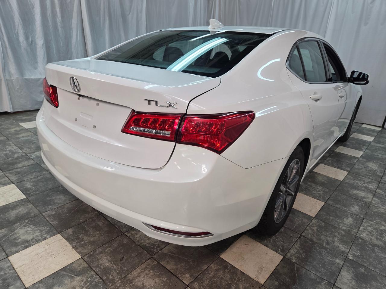 Acura TLX Base 2.4L 2019