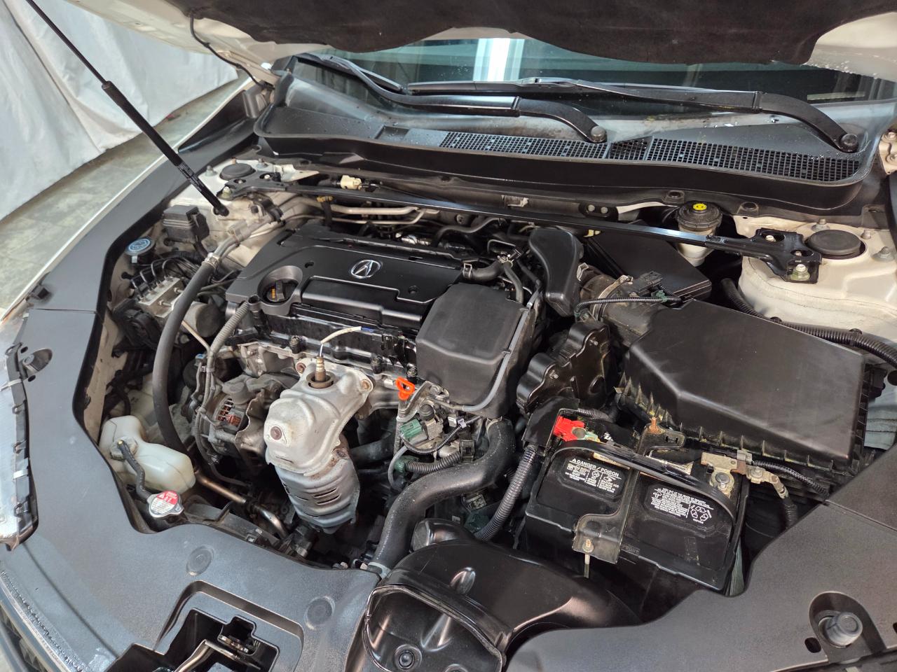 Acura TLX Base 2.4L 2019