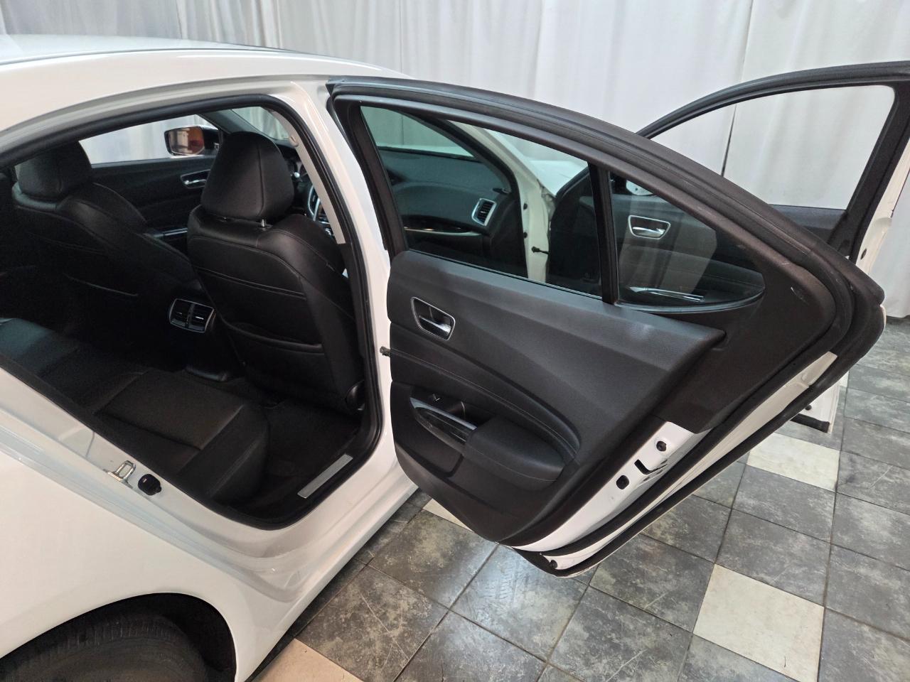 Acura TLX Base 2.4L 2019