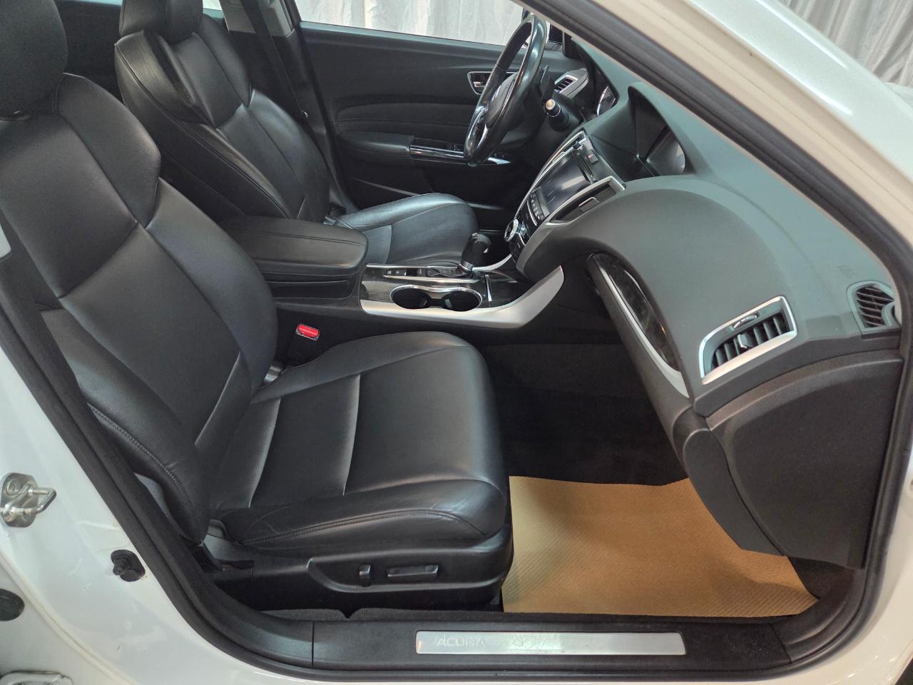 Acura TLX Base 2.4L 2019