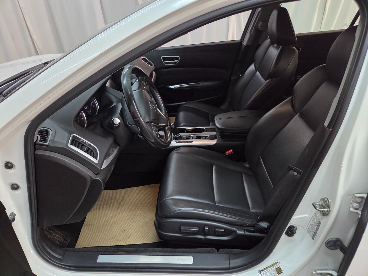 Acura TLX Base 2.4L 2019