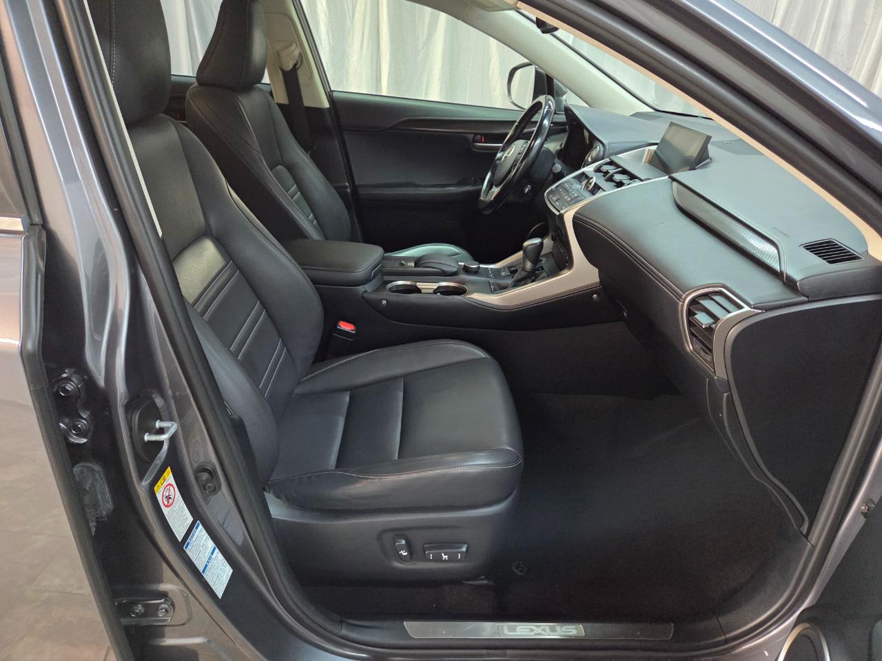 Lexus NX 200t AWD 2017