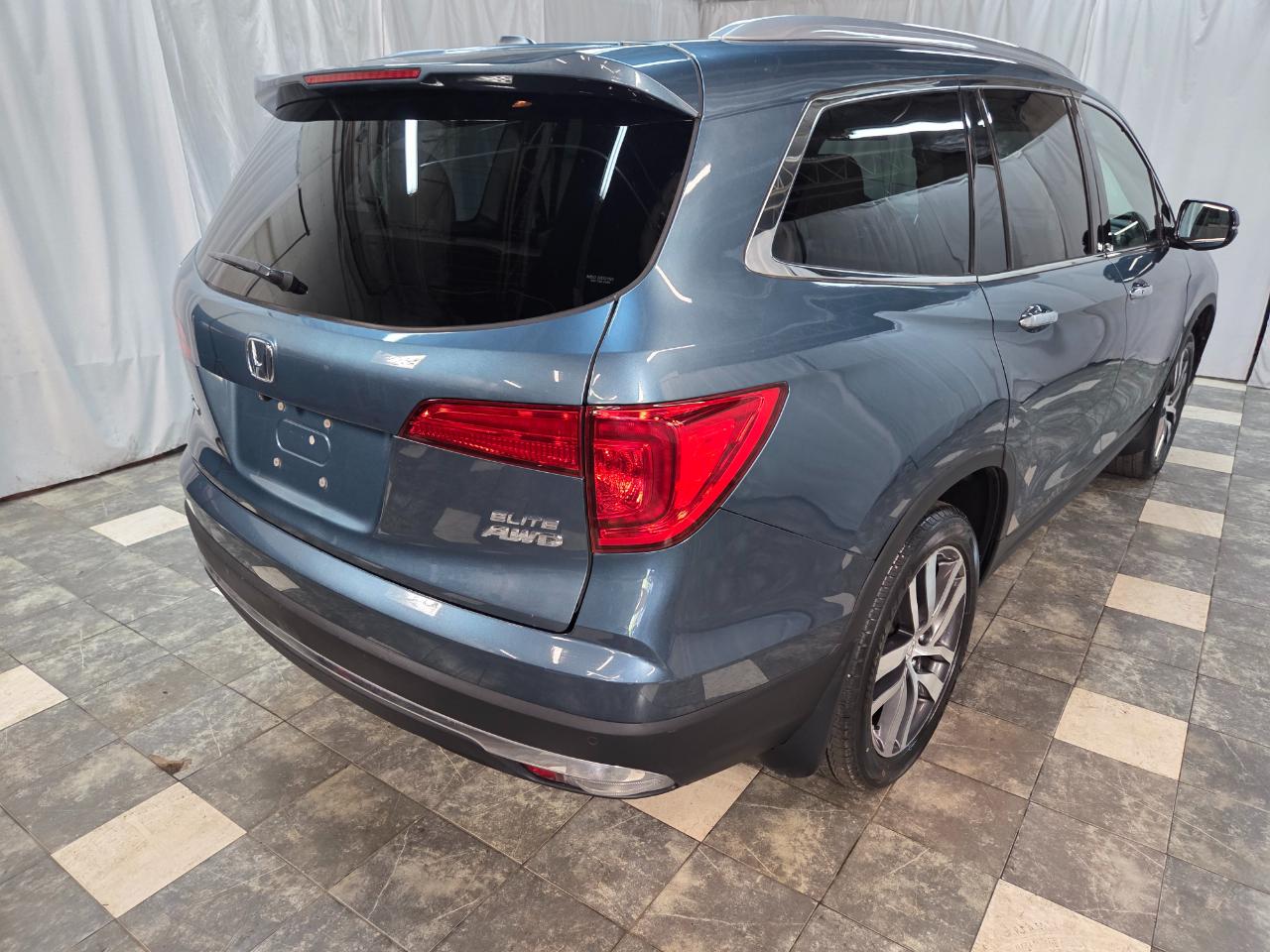 Honda Pilot Elite 4WD 2018