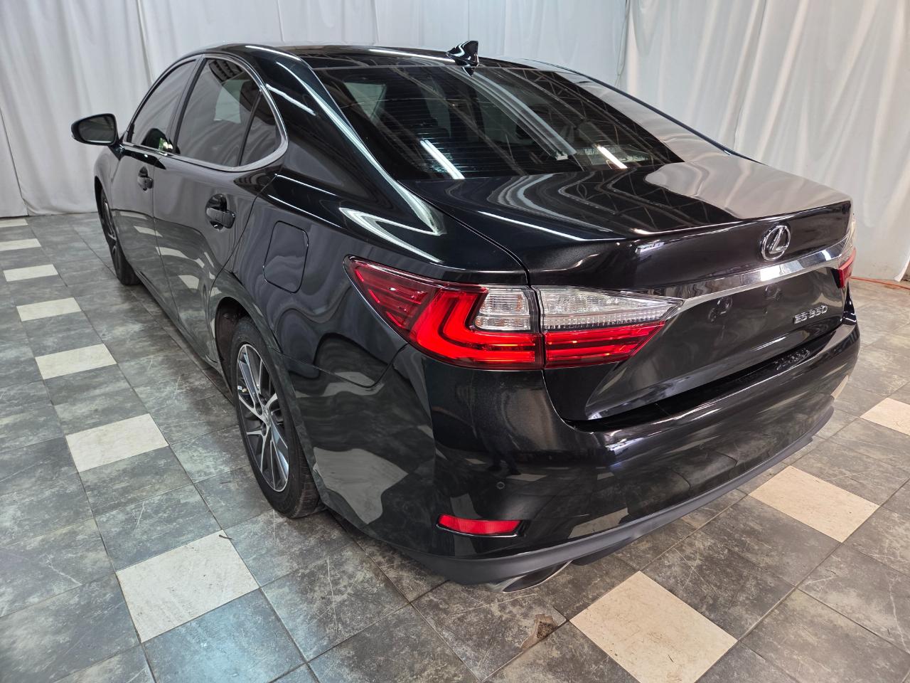 Lexus ES 350 Sedan 2018