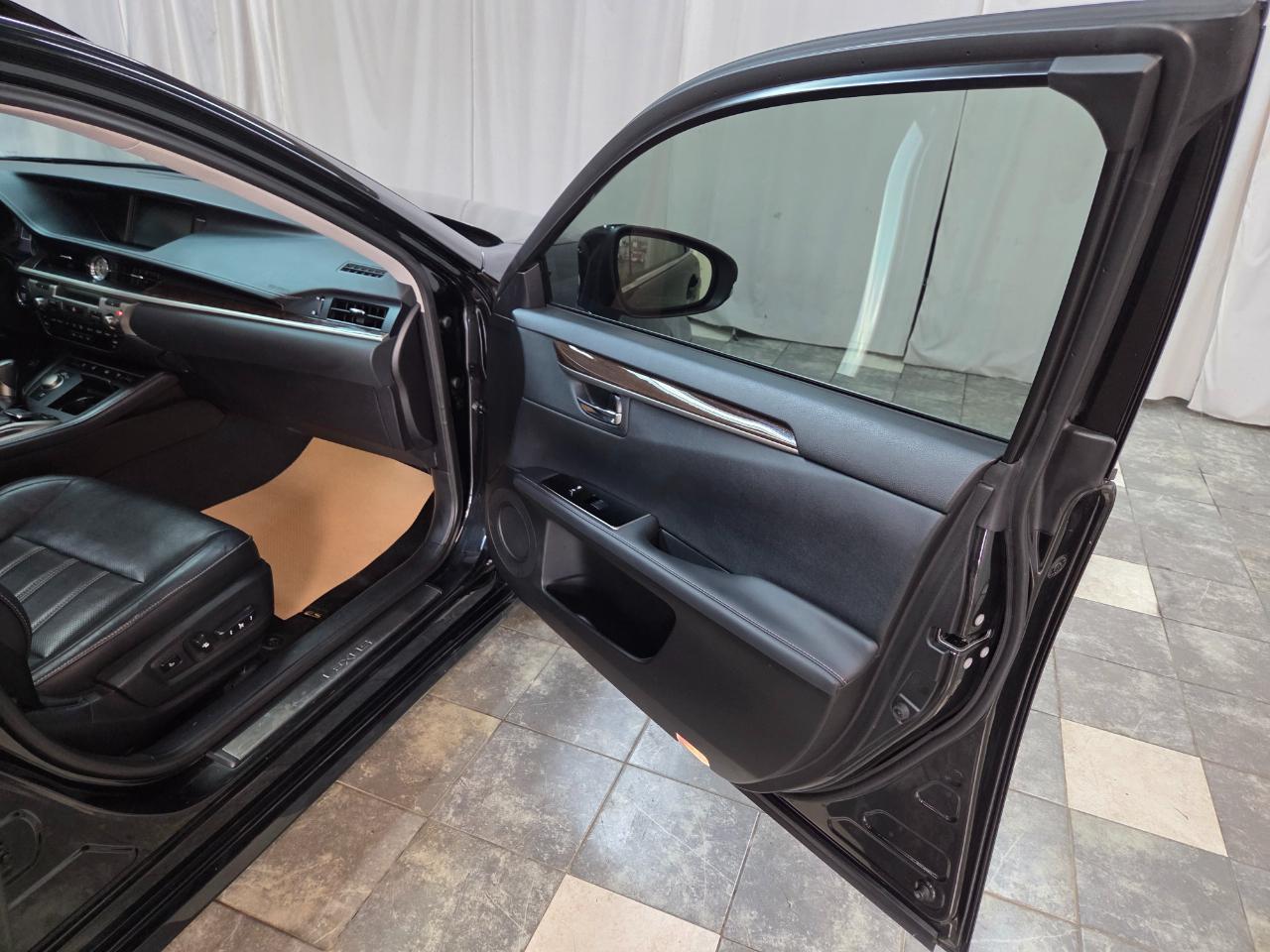 Lexus ES 350 Sedan 2018