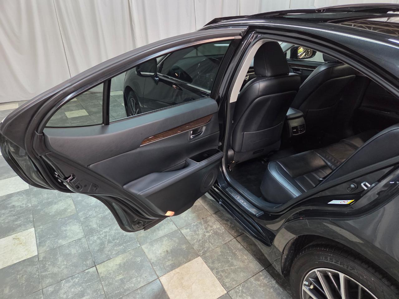 Lexus ES 350 Sedan 2018