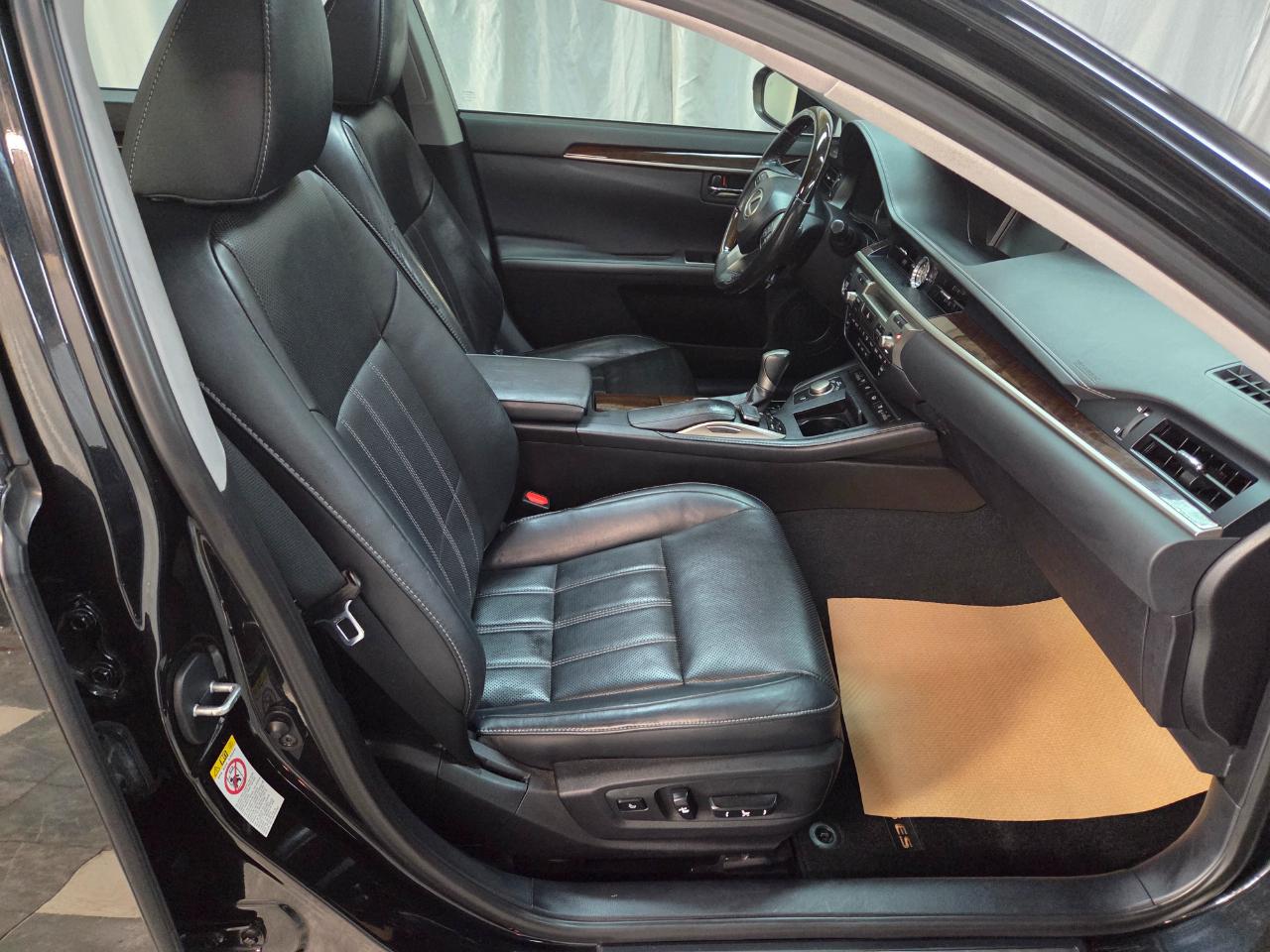 Lexus ES 350 Sedan 2018